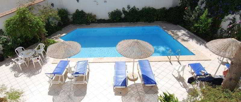 Akdeniz Apart Hotel Kusadasi Exterior foto